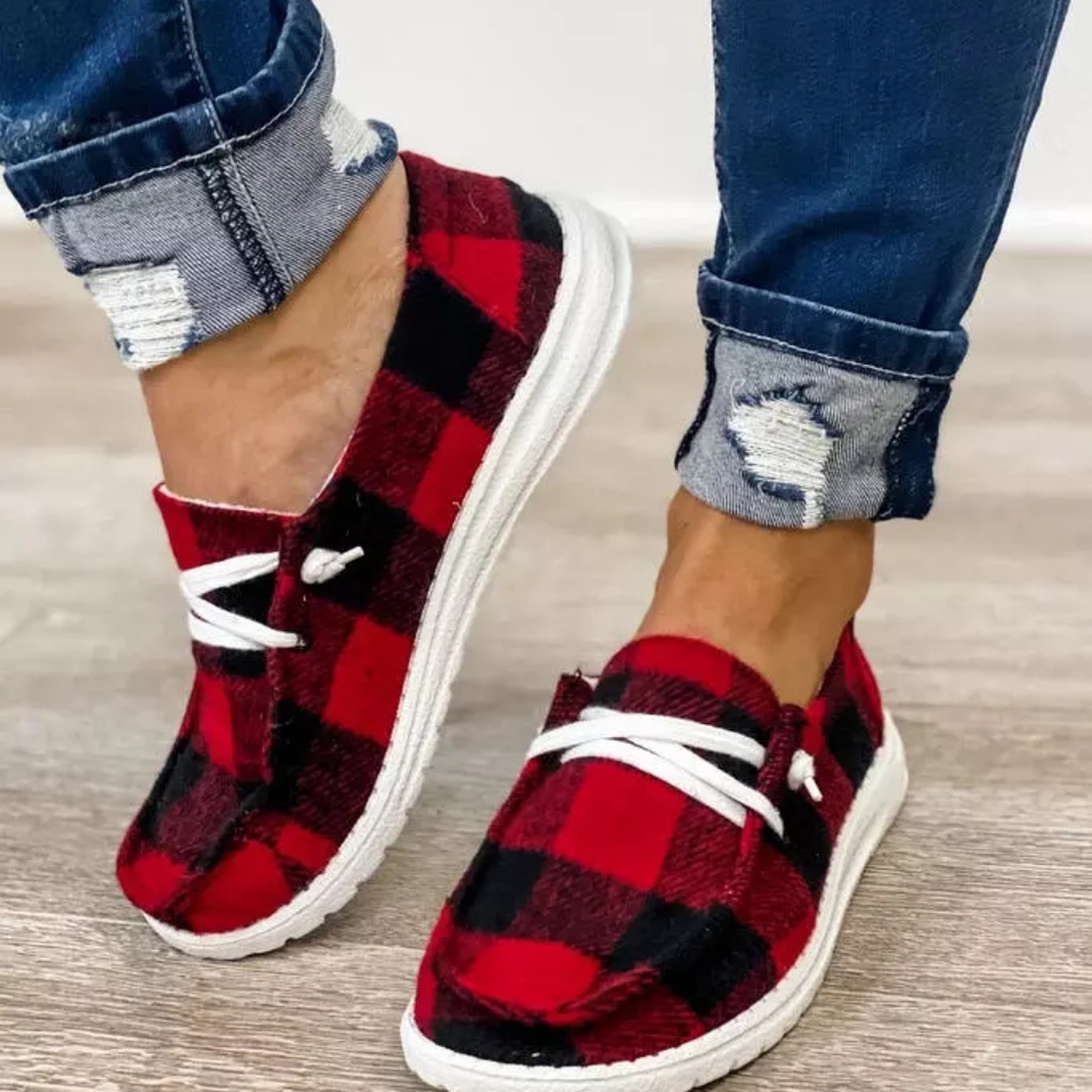 Buffalo Plaid Lace-up Round-toe Flat Sneakers from Bellelily (size 40)